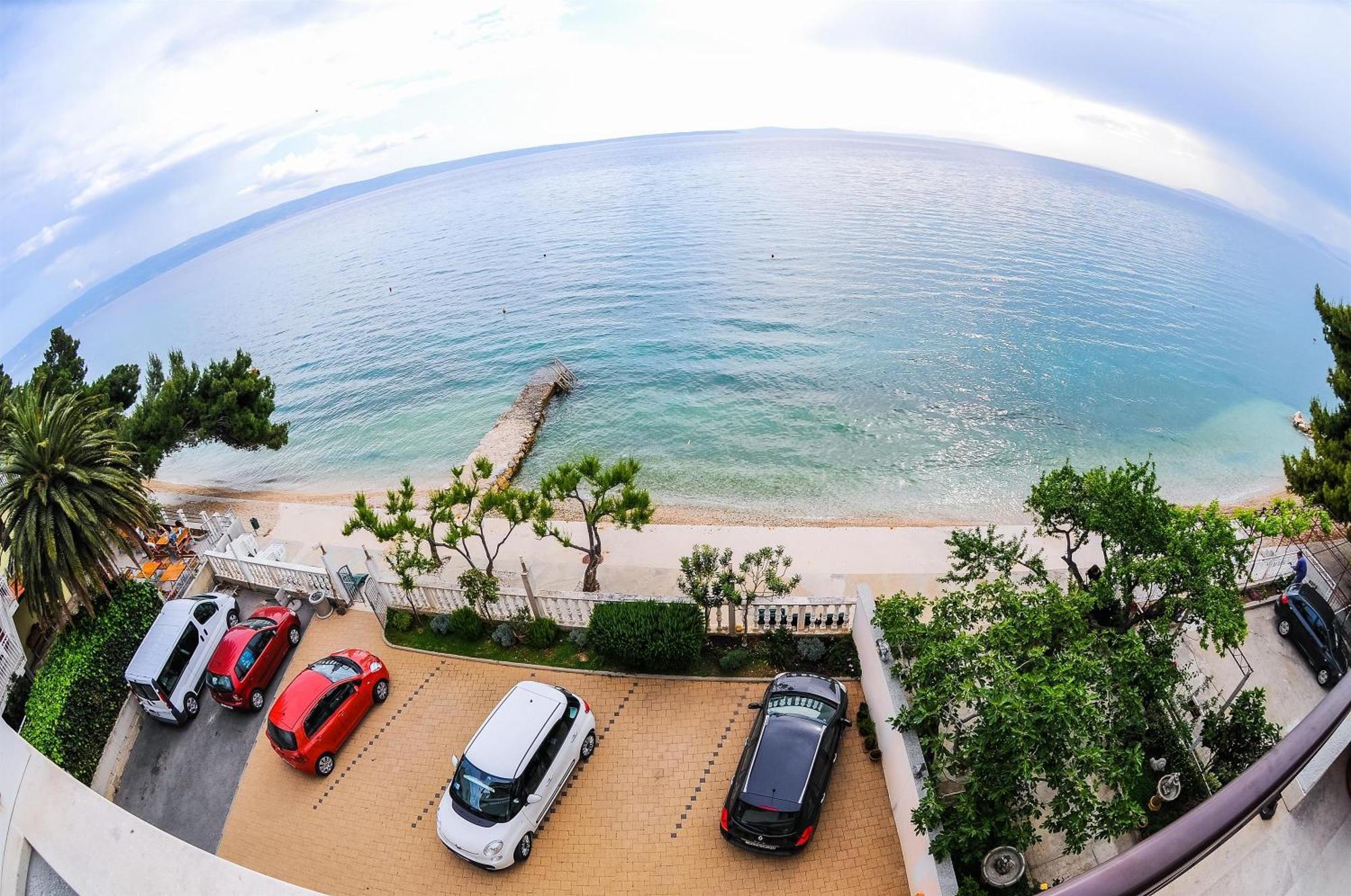 Apartments Marija Petricevic Podstrana Bilik gambar
