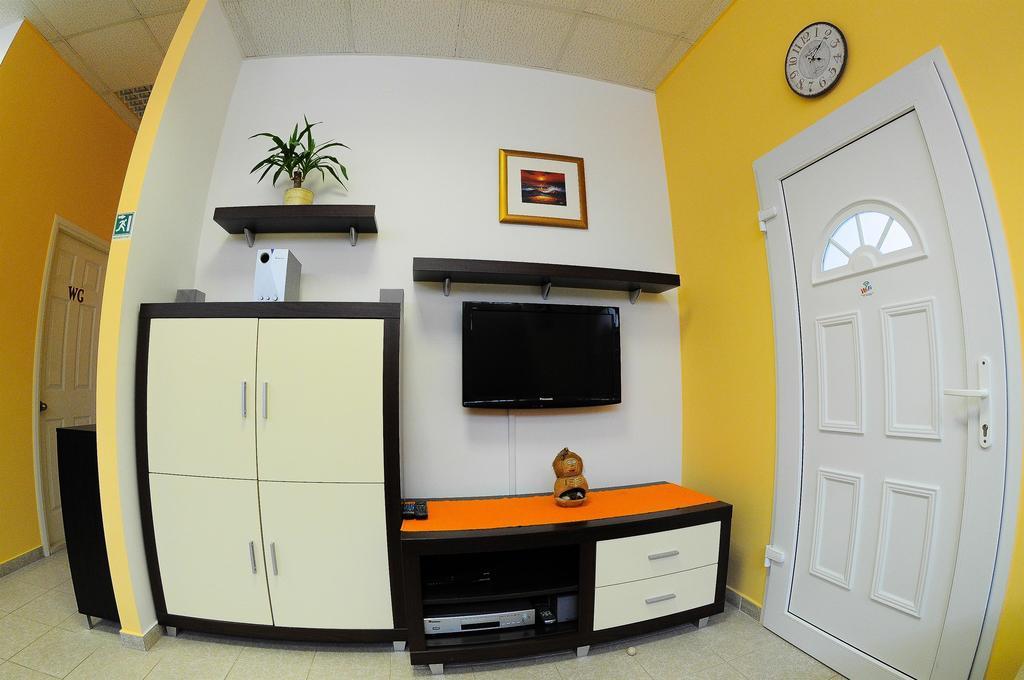 Apartments Marija Petricevic Podstrana Bilik gambar